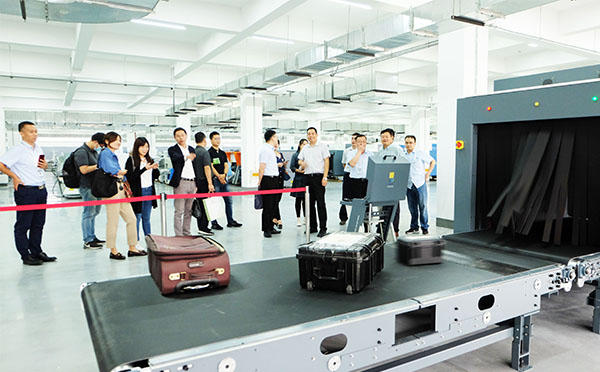 日联科技高速安检机获邮政业安全中心领导高度认可